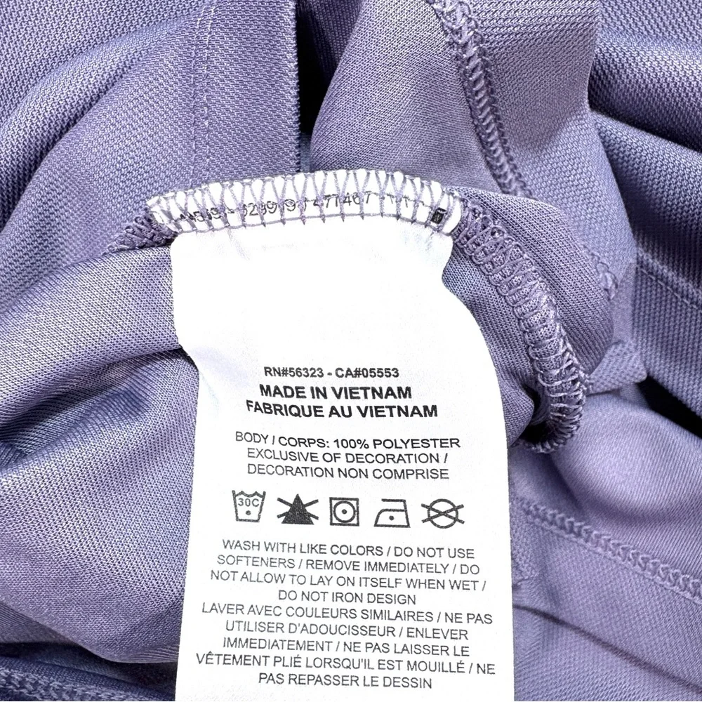 NWT Women's Nike Dri-Fit Size XS 4 Button fitted design Purple Polo Golf Shirt - Picture 6 of 6